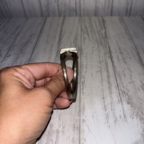 Vintage Sterling Silver Bangle Bracelet - Picture 3 of 6